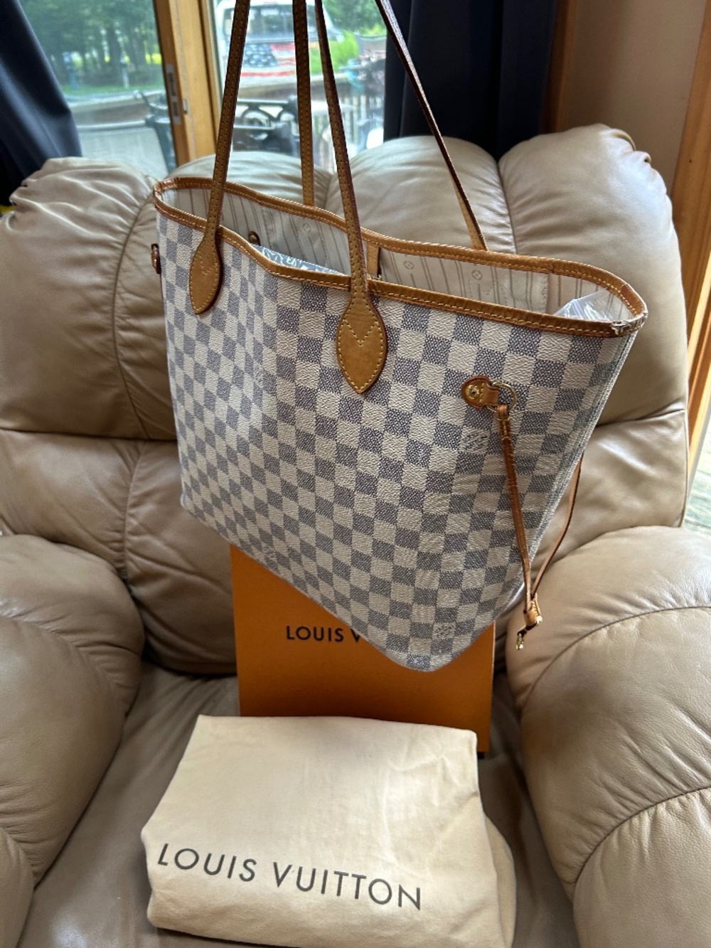 AUTHENTIC Louis Vuitton Neverfull Azur mm🩵 - Picture 13 of 14